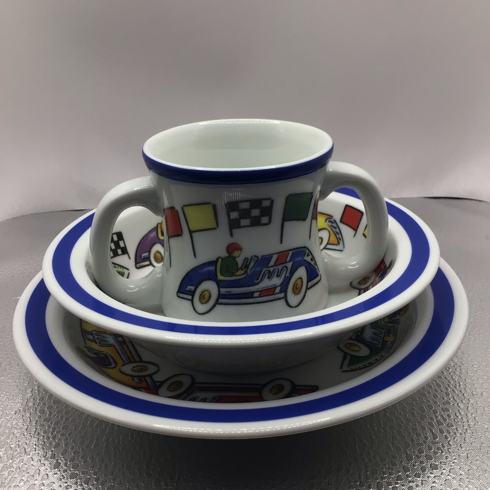 Tiffany & Co Vintage2002 “Tiffany Race Card“ 3PC Set for toddlers. Made in Japan